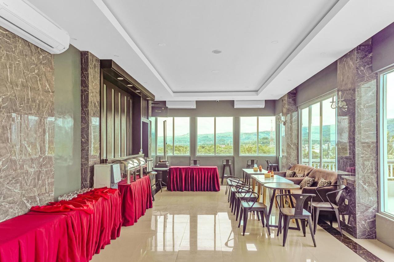 Kirei Hotel Bantaeng Εξωτερικό φωτογραφία