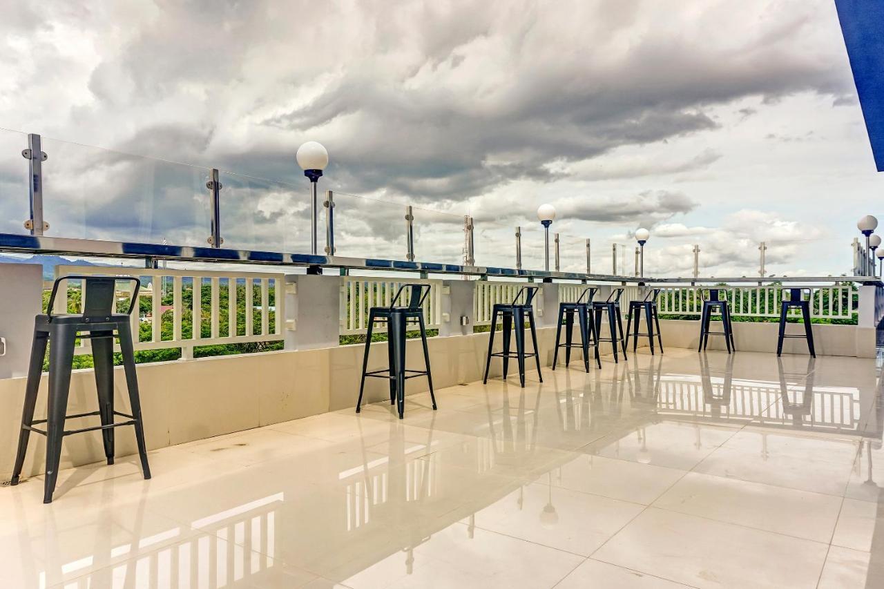 Kirei Hotel Bantaeng Εξωτερικό φωτογραφία