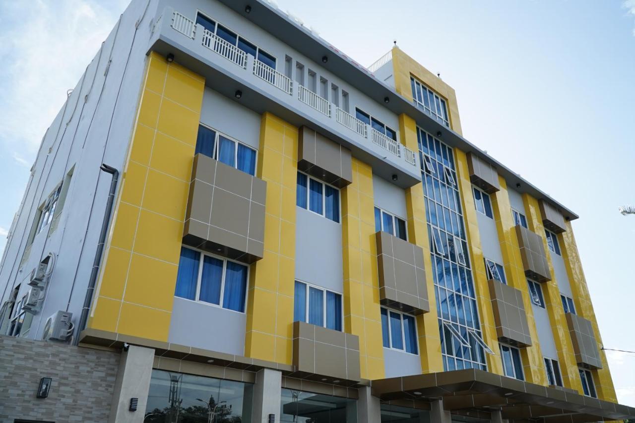 Kirei Hotel Bantaeng Εξωτερικό φωτογραφία