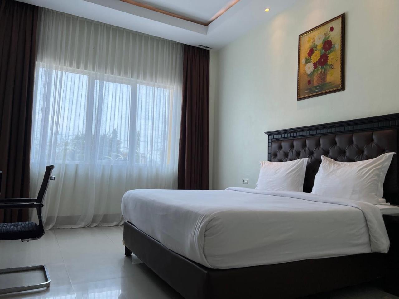 Kirei Hotel Bantaeng Εξωτερικό φωτογραφία