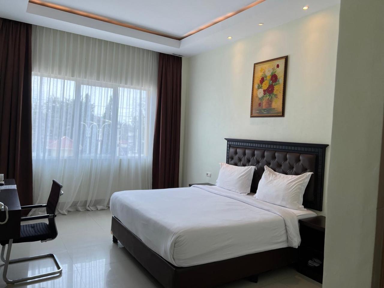 Kirei Hotel Bantaeng Εξωτερικό φωτογραφία