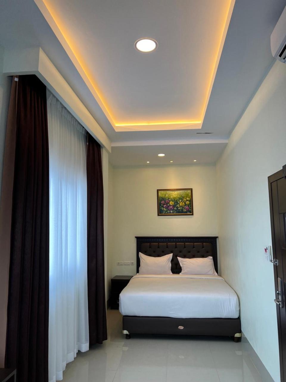 Kirei Hotel Bantaeng Εξωτερικό φωτογραφία