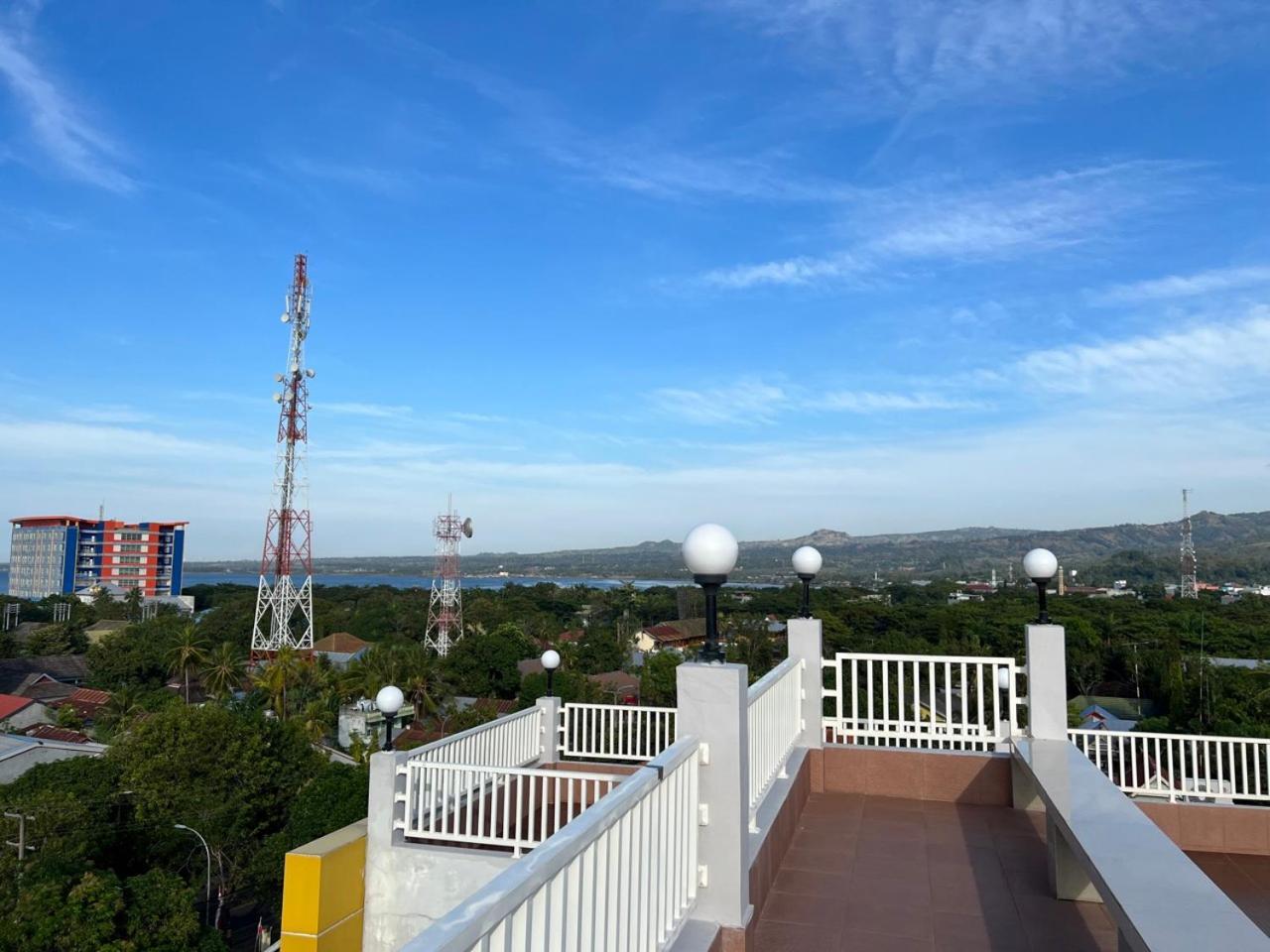 Kirei Hotel Bantaeng Εξωτερικό φωτογραφία