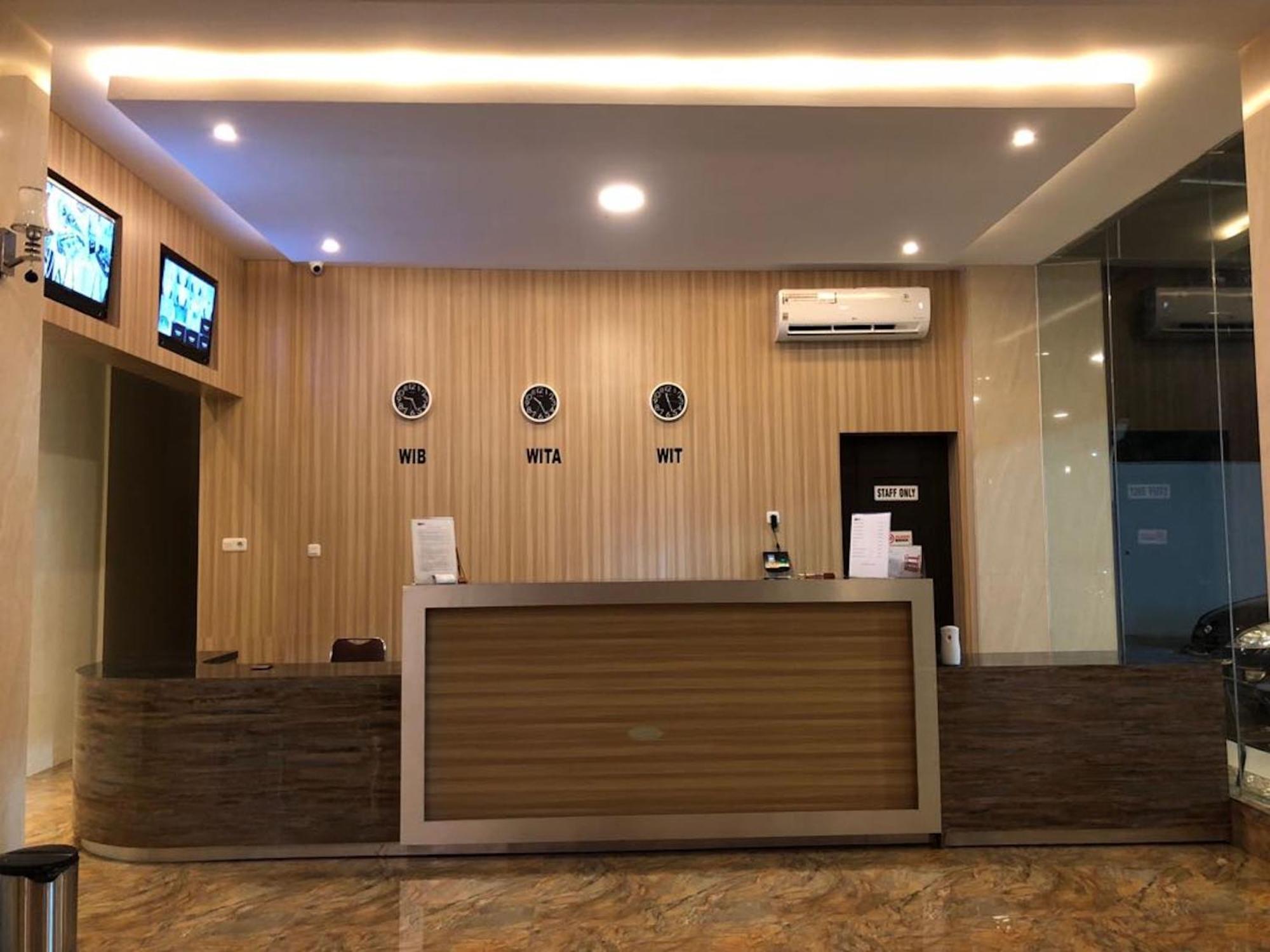 Kirei Hotel Bantaeng Εξωτερικό φωτογραφία